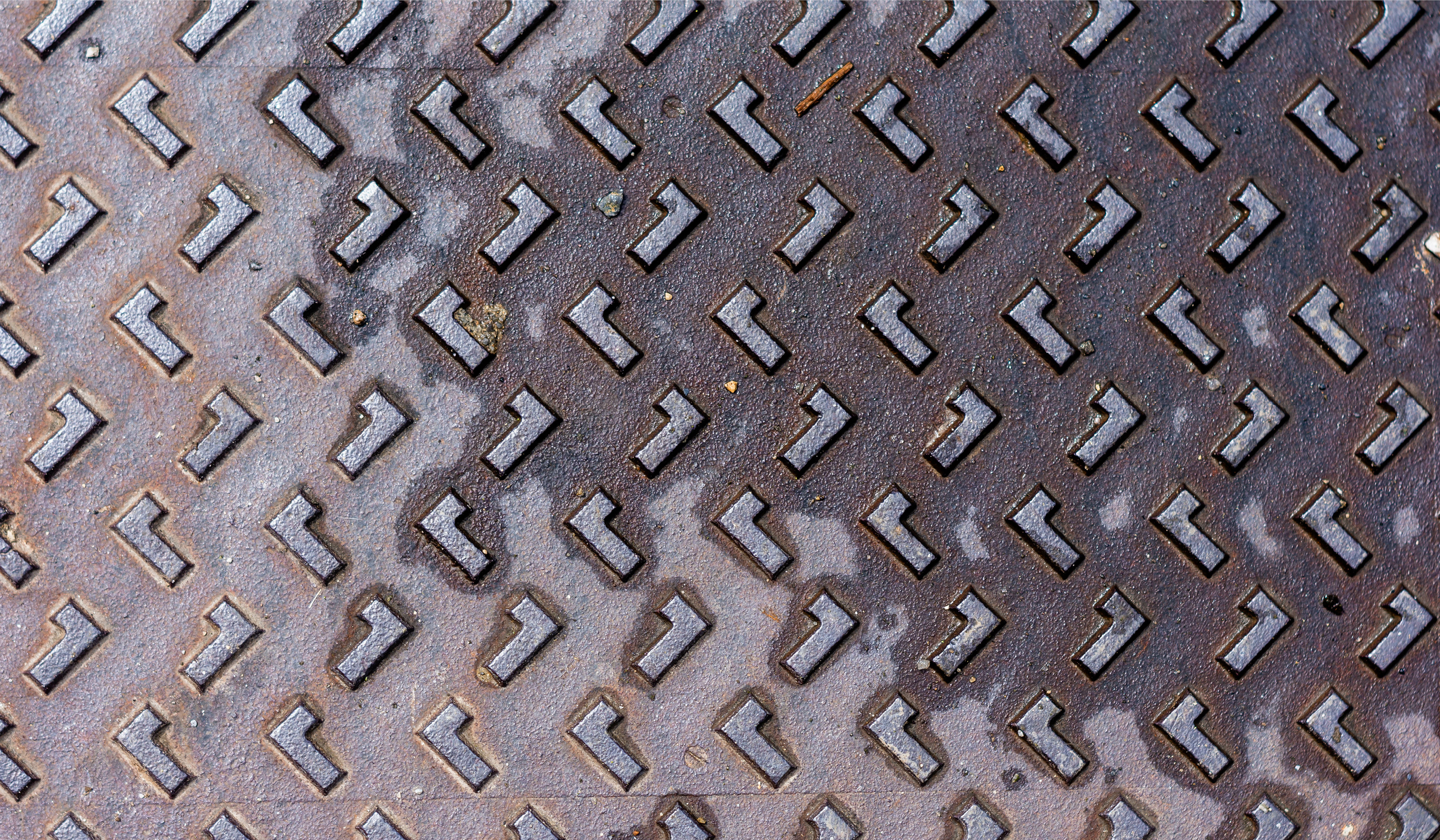 Man hole grate